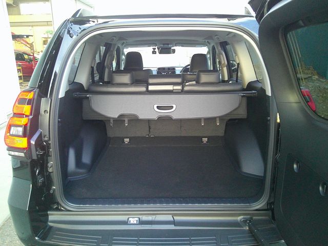 TOYOTA LANDCRUISER PRADO 2023 Image 31