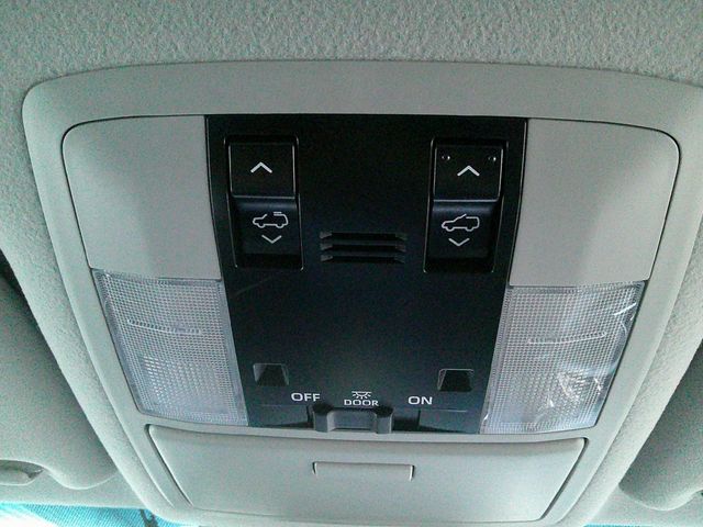 TOYOTA LANDCRUISER PRADO 2023 Image 31