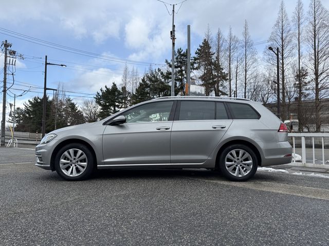 VOLKSWAGEN GOLF VARI 2017 Image 31