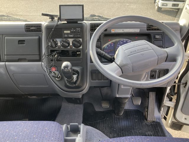 MITSUBISHI CANTER 2007 Image 31