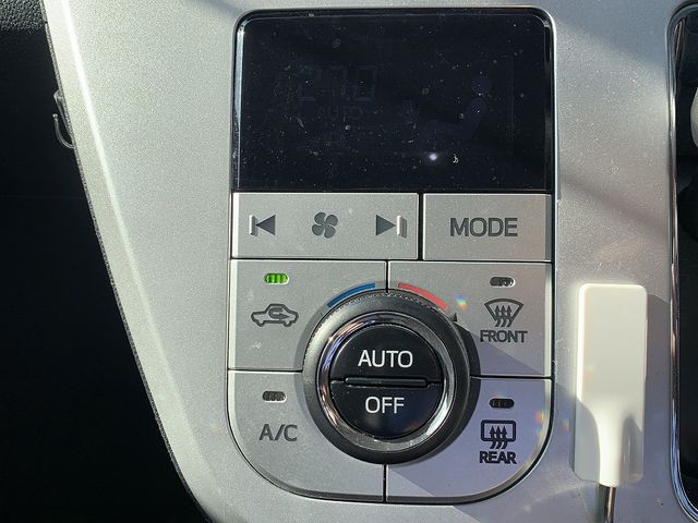 DAIHATSU CAST ACTIVA 2017 Image 31