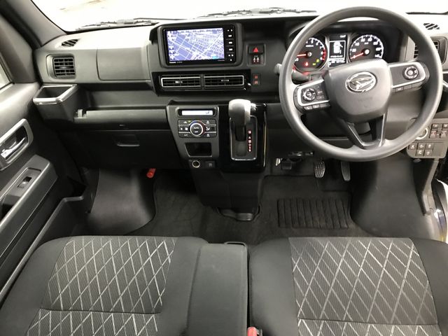 DAIHATSU ATRAI VAN 4WD 2022 Image 31