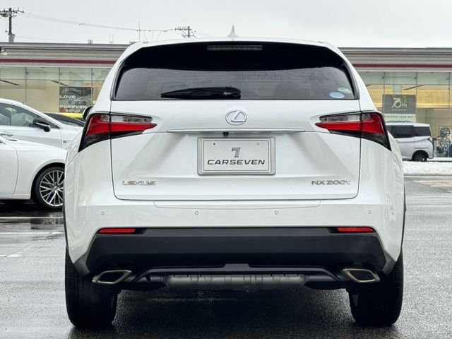 TOYOTA LEXUS NX200T 2016 Image 31