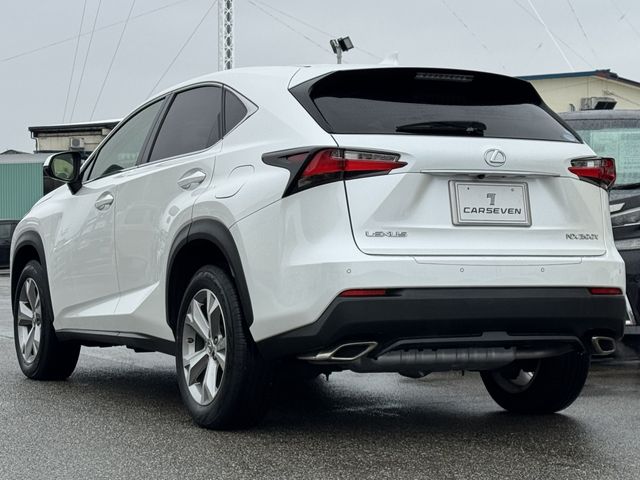 TOYOTA LEXUS NX200T 2016 Image 31