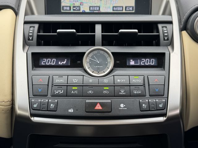 TOYOTA LEXUS NX200T 2016 Image 31