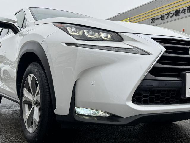 TOYOTA LEXUS NX200T 2016 Image 31