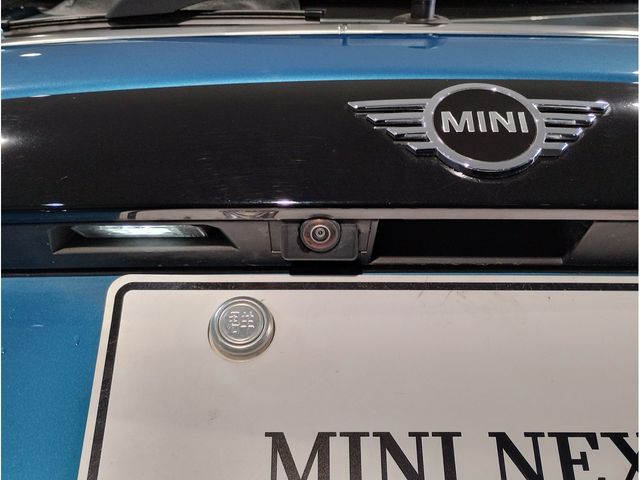 BMW MINI COOPER D 5DOOR 2023 Image 31