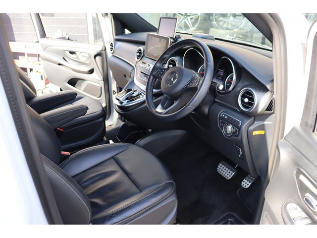 MERCEDES BENZ V CLAS 2018 Image 31