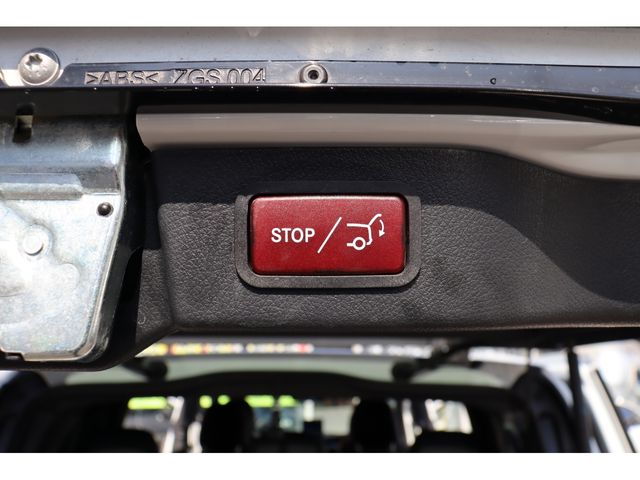 MERCEDES BENZ V CLAS 2018 Image 31