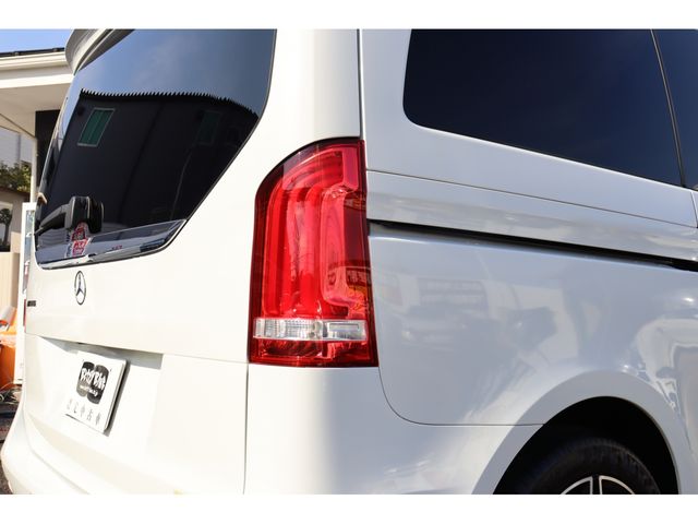 MERCEDES BENZ V CLAS 2018 Image 31