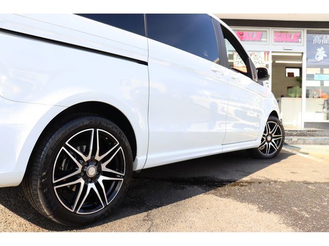 MERCEDES BENZ V CLAS 2018 Image 31