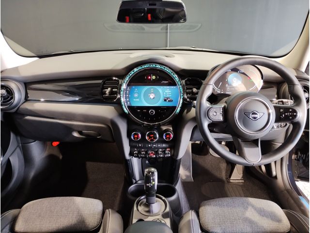 BMW MINI COOPER S 5DOOR 2021 Image 31