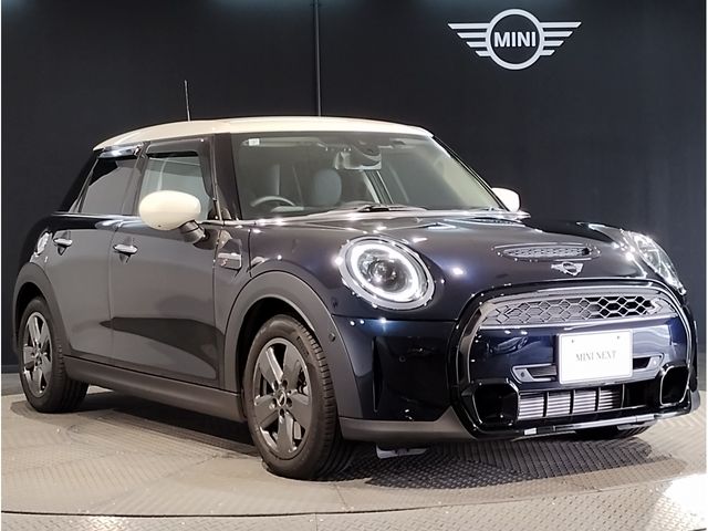 BMW MINI COOPER S 5DOOR 2021 Image 31