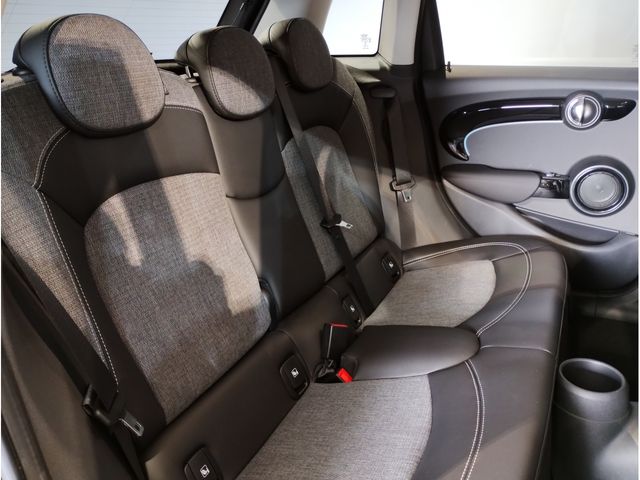 BMW MINI COOPER S 5DOOR 2021 Image 31