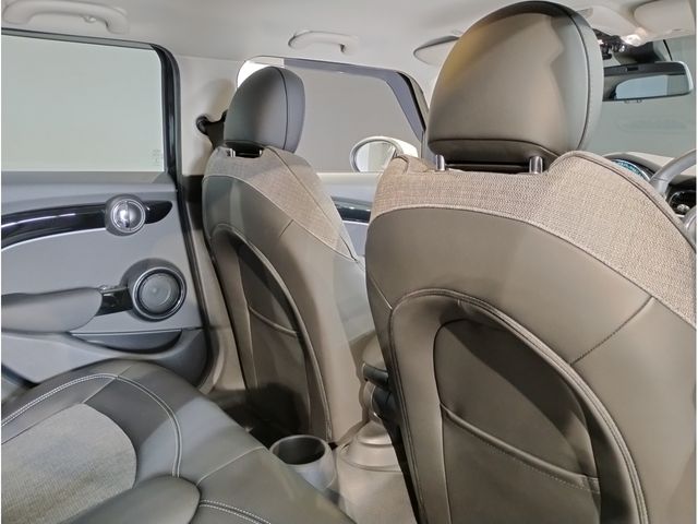 BMW MINI COOPER S 5DOOR 2021 Image 31