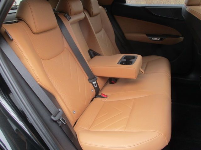 TOYOTA LEXUS NX450H+ AWD 2023 Image 31