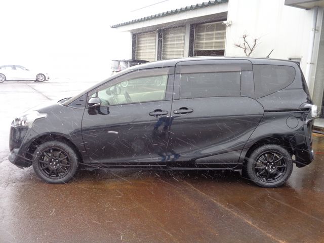 TOYOTA SIENTA 4WD 2016 Image 31