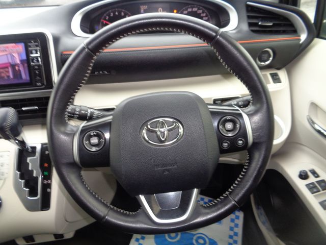 TOYOTA SIENTA 4WD 2016 Image 31