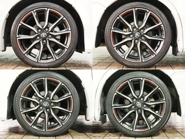 TOYOTA NOAH 2018 Image 31