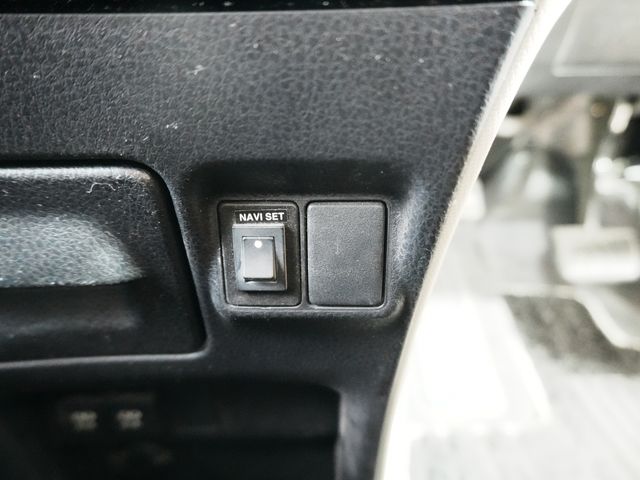 TOYOTA NOAH 2018 Image 31