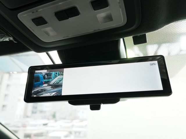 TOYOTA NOAH 2018 Image 31