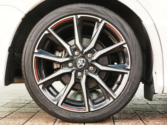 TOYOTA NOAH 2018 Image 31