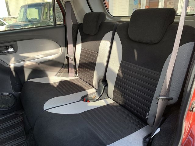 DAIHATSU CAST ACTIVA 4WD 2015 Image 31