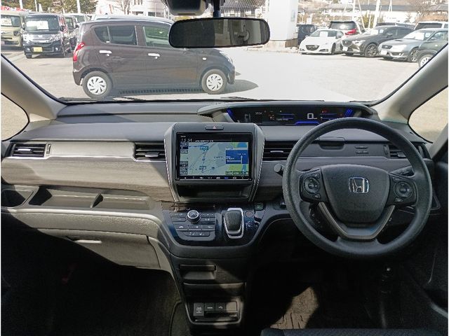 HONDA FREED HYBRID 2023 Image 31