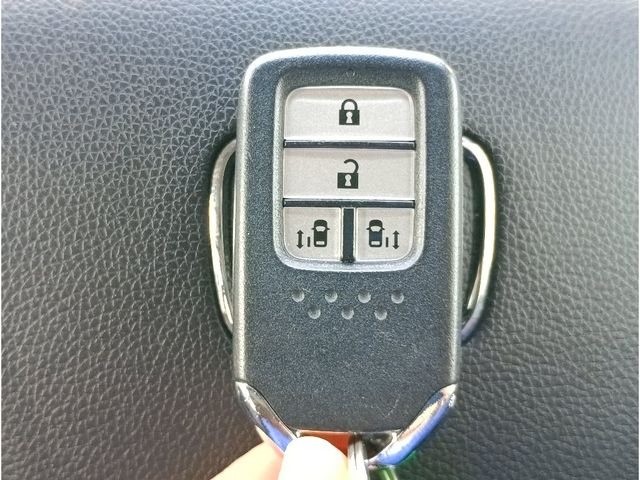 HONDA FREED HYBRID 2023 Image 31