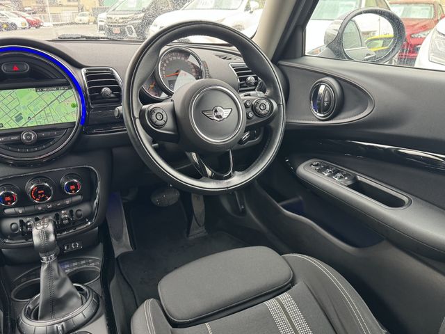 BMW MINI COOPER S CL 2017 Image 31