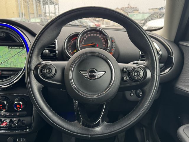 BMW MINI COOPER S CL 2017 Image 31