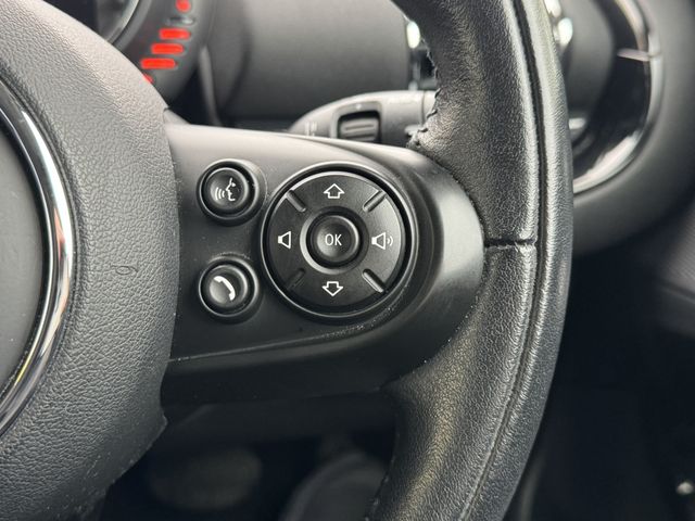 BMW MINI COOPER S CL 2017 Image 31