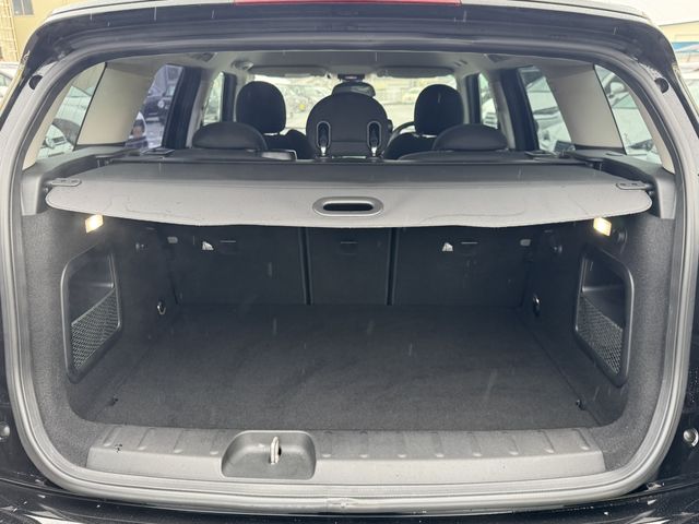 BMW MINI COOPER S CL 2017 Image 31