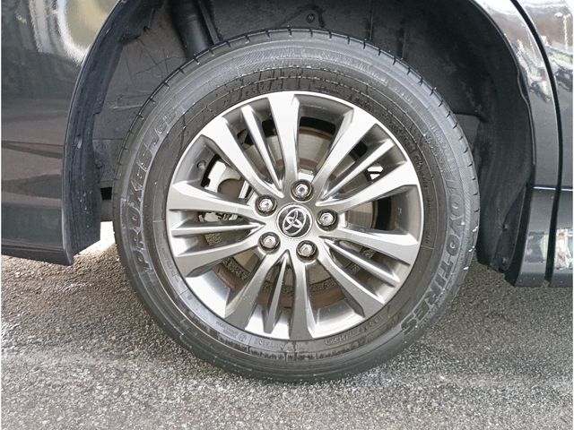 TOYOTA VOXY 2023 Image 31