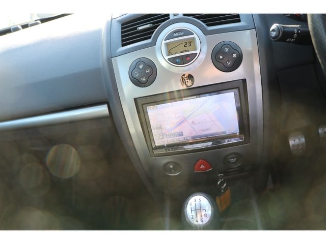 RENAULT MEGANE HATCH 2008 Image 31