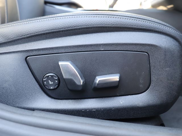 BMW 5SERIES SEDAN 2017 Image 31