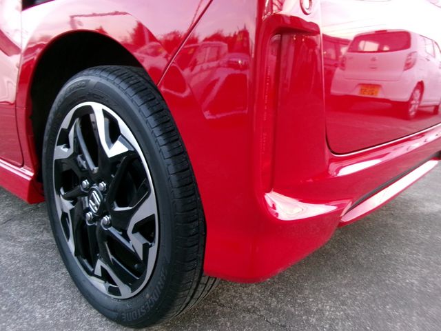 HONDA N BOX CUSTOM 2020 Image 31