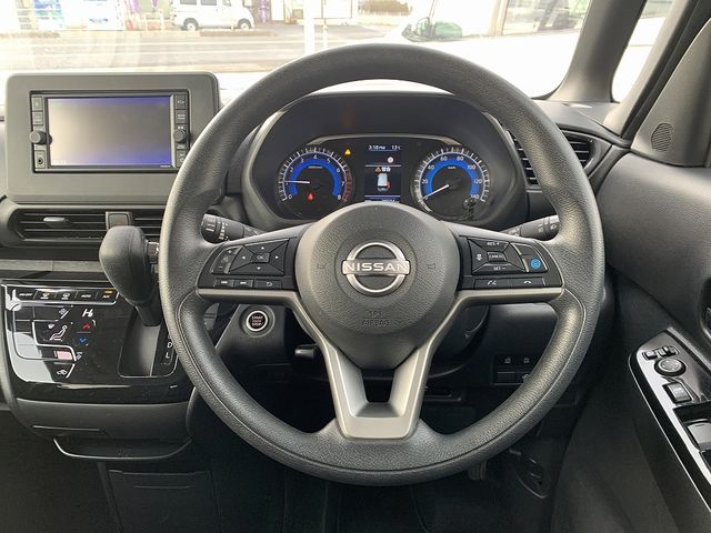 NISSAN ROOX 2023 Image 31