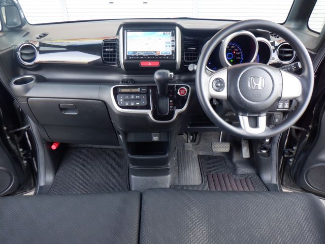 HONDA N BOX CUSTOM 2015 Image 31