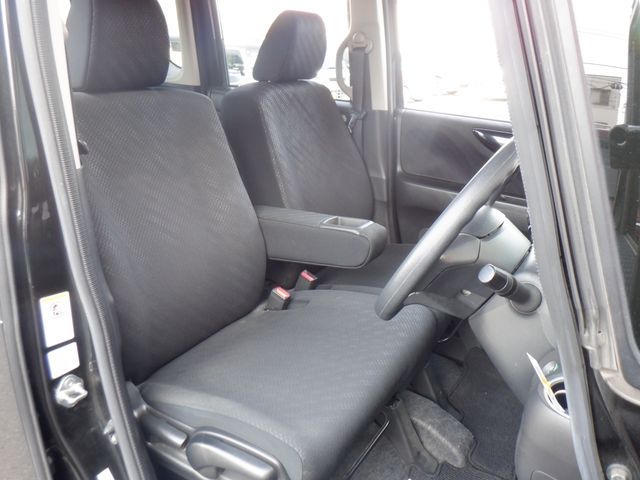 HONDA N BOX CUSTOM 2015 Image 31