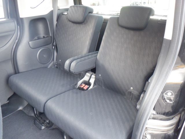 HONDA N BOX CUSTOM 2015 Image 31