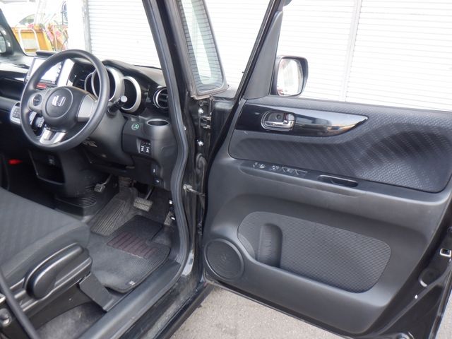 HONDA N BOX CUSTOM 2015 Image 31