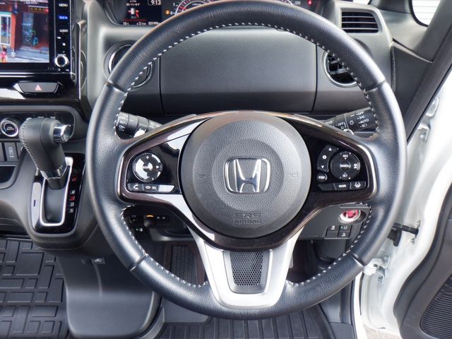 HONDA N BOX CUSTOM 2020 Image 31