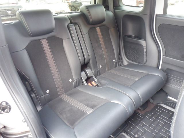 HONDA N BOX CUSTOM 2020 Image 31