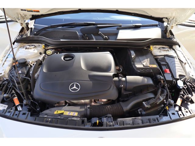 MERCEDES BENZ GLA CL 2014 Image 31