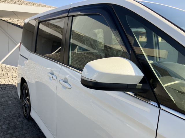 TOYOTA NOAH HYBRID 2023 Image 31