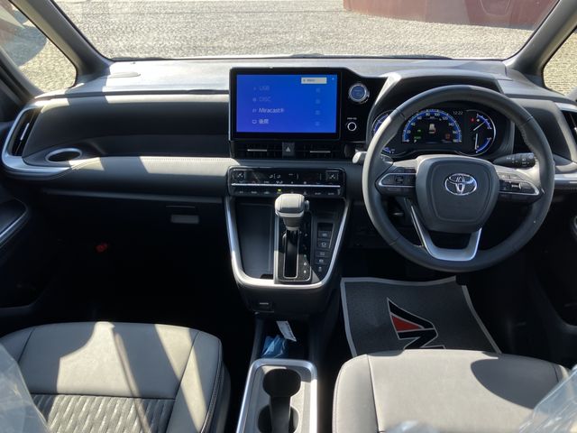 TOYOTA NOAH HYBRID 2023 Image 31