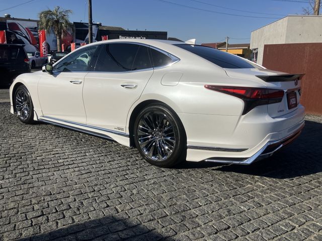TOYOTA LEXUS LS500H 2022 Image 31