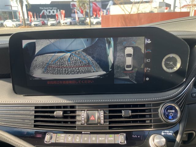 TOYOTA LEXUS LS500H 2022 Image 31