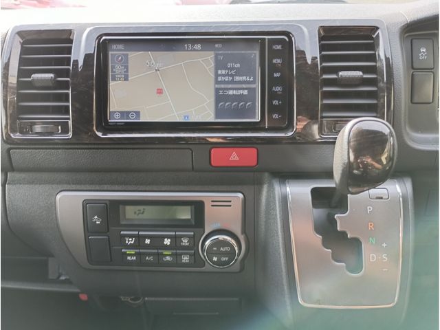 TOYOTA HIACE VAN 2WD 2019 Image 31